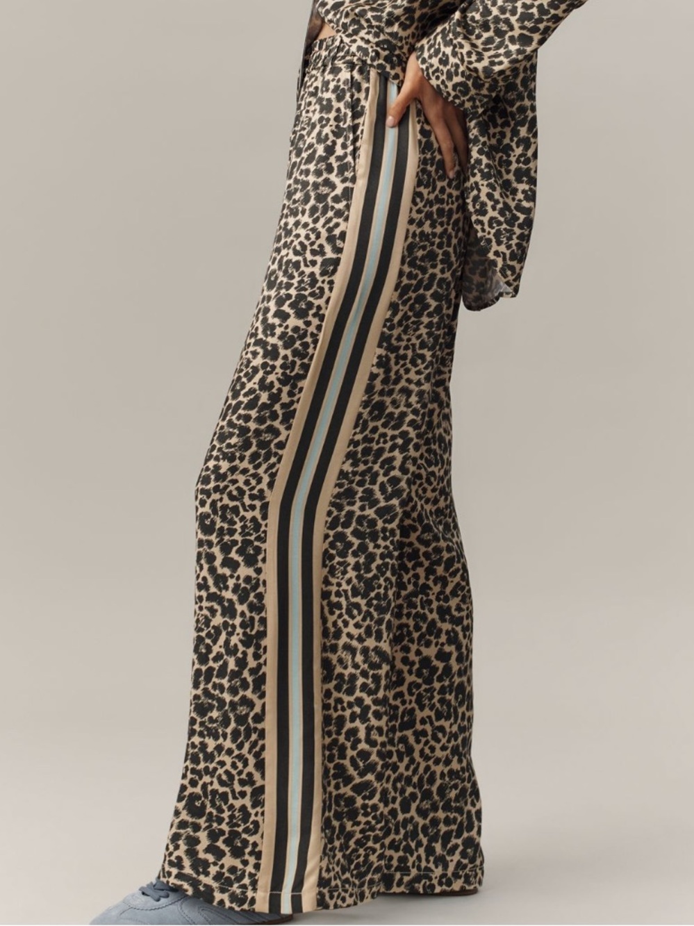 The Brooklin Tie-Front Printed Pull-On Pants by Maeve